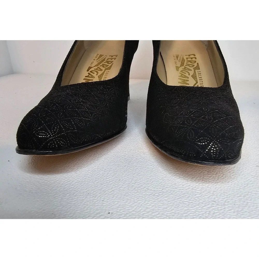Salvatore Ferragamo Gold Black Floral Women's Pumps Heels Size 6 AAA - Picture 4 of 11